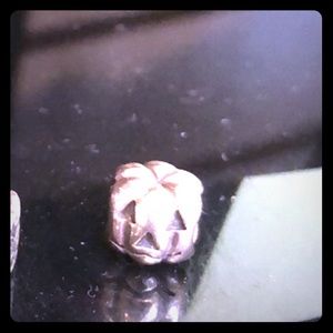 Pandora jack o lantern bead.